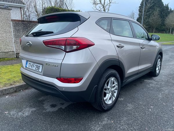 Hyundai Tucson 2017 380369765