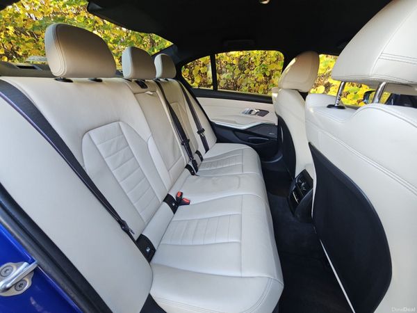 BMW 3-Series 2019 M SPORT X DRIVE AUTO 380372083