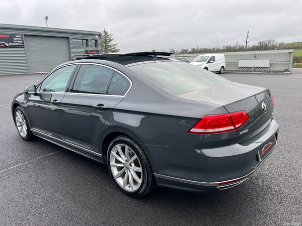 2017 (172) Volkswagen Passat R Line 2.0 - Sunroof 380300567