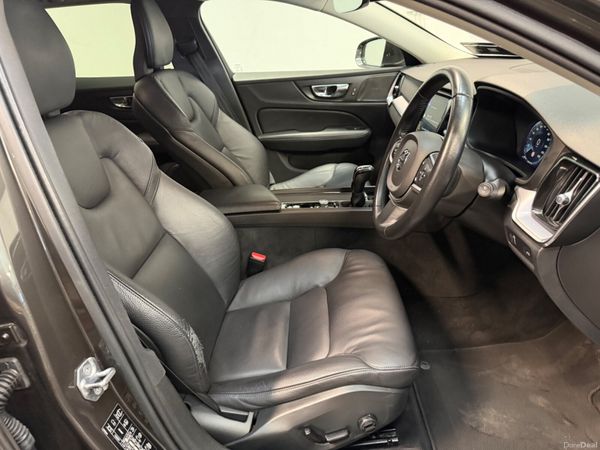 192 VOLVO V60 2.0D MANUAL MOMENTUM 380311437