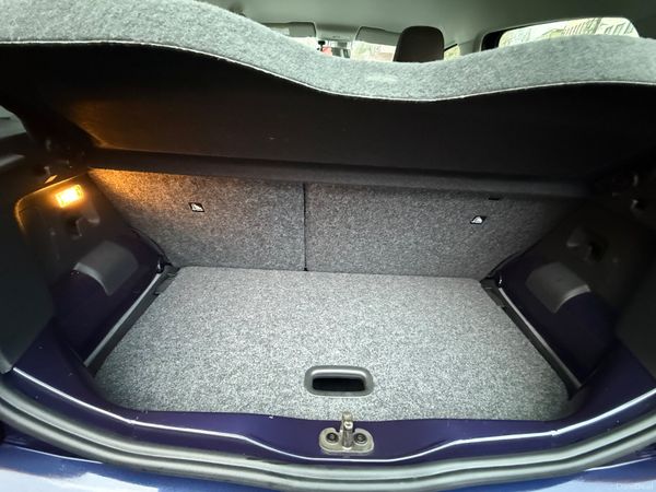 2016 Volkswagen Cross UP! 1.0L Petrol Automatic 380313213