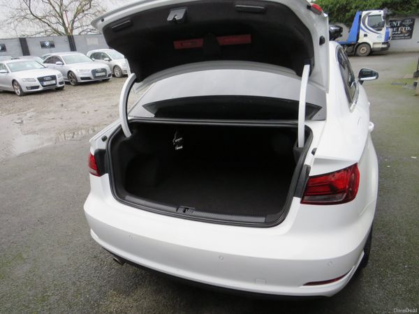 Audi A3 2015 4DR SPORT SALOON IN WHITE 380332101