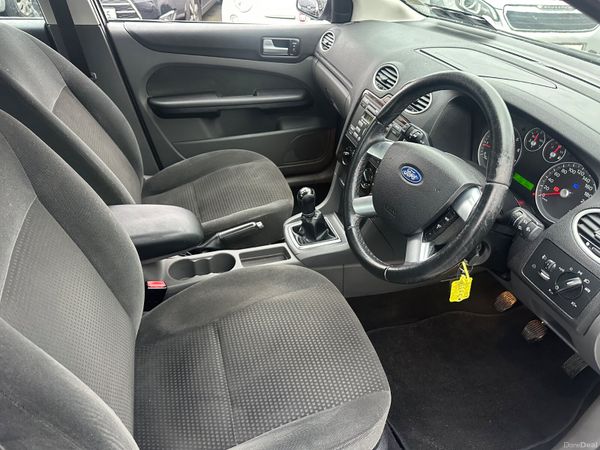 Ford Focus 1.6i Petrol NCT TAX 380338465