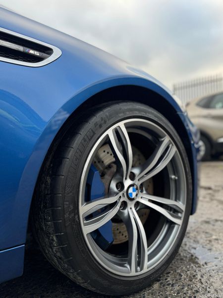 BMW M5 DCT 4.4 V8 560 BHP High Spec 380451499