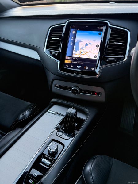 Stunning 201 Volvo XC90 R-Design! 380457523