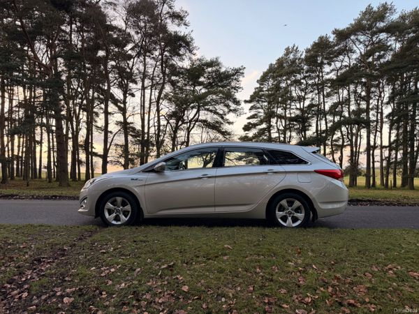 Hyundai i40 2013 Low KM Estate Nice Car 380466089