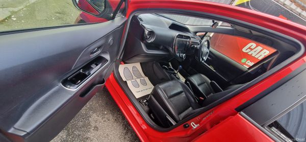 Toyota Aqua leather seats AA Approved 380469743