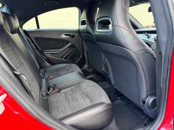 Mercede CLA 2016 AMG Auto 122kms 380478615