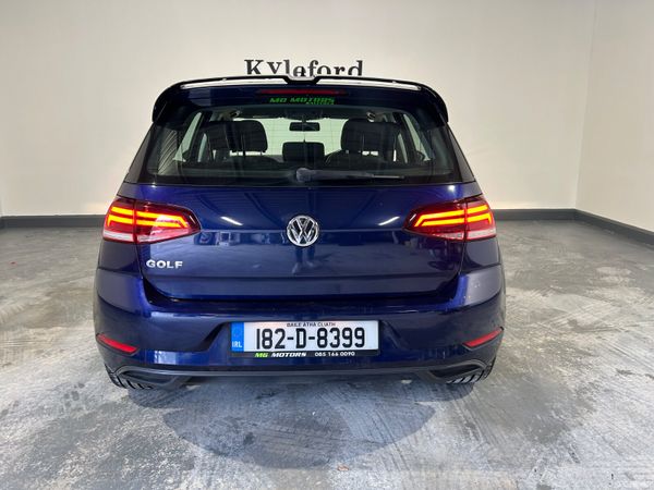 Volkswagen Golf 2018 380485633