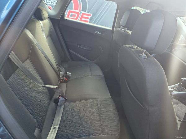 Opel Astra 2014 380487635