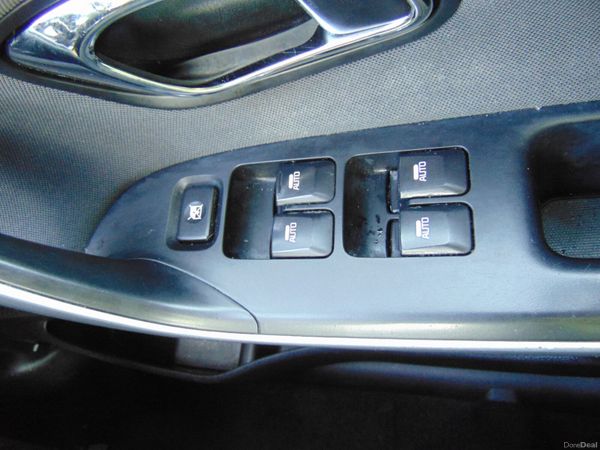 Kia Ceed 2014  1.4 VR-7 98BHP 5DR 380490485