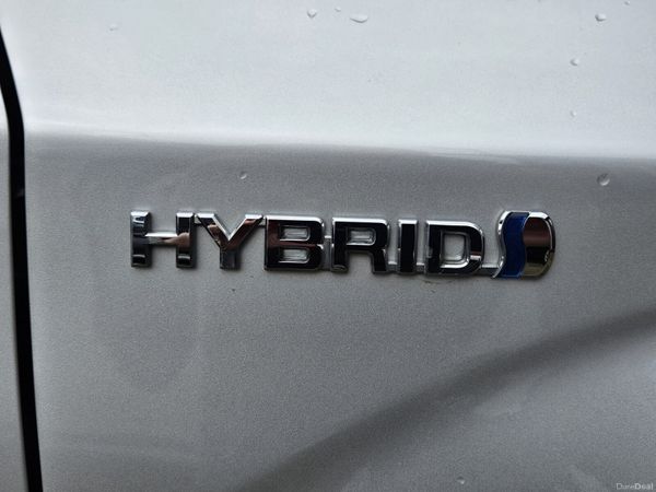 TOYOTA COROLLA AXIO HYBRID NCT 02/28 380495967