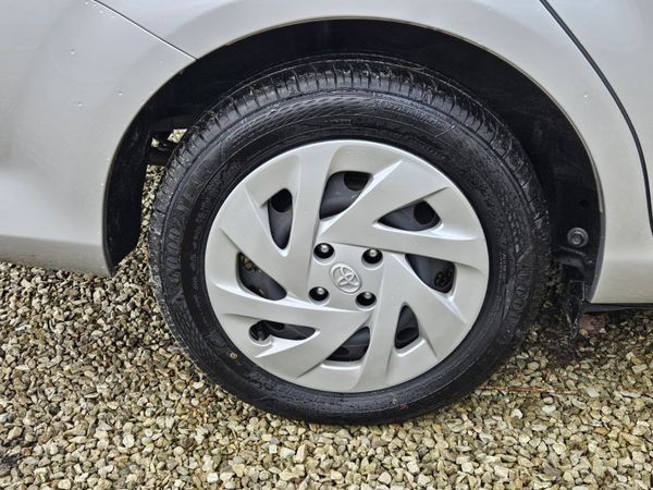 TOYOTA COROLLA AXIO HYBRID NCT 02/28 380495971