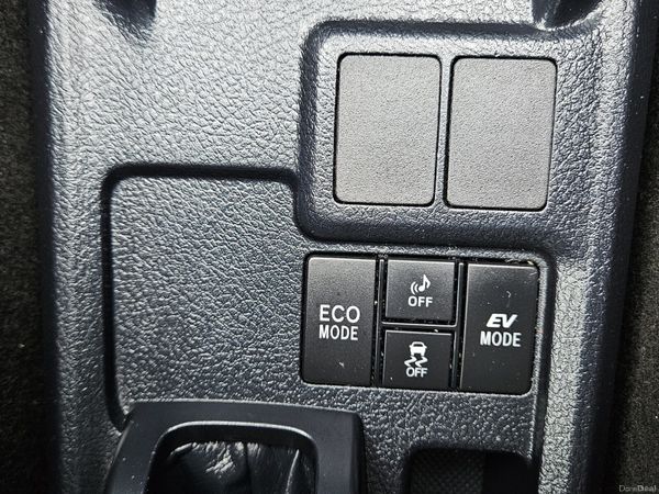 TOYOTA COROLLA AXIO HYBRID NCT 02/28 380495981