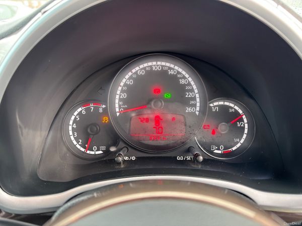 Volkswagen Beetle 1.4 TFSI Auto 380497835