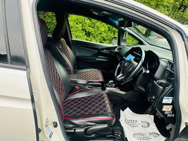 HONDA FIT 2018 S-SENSING EDITION TOP-SPECS 380408059