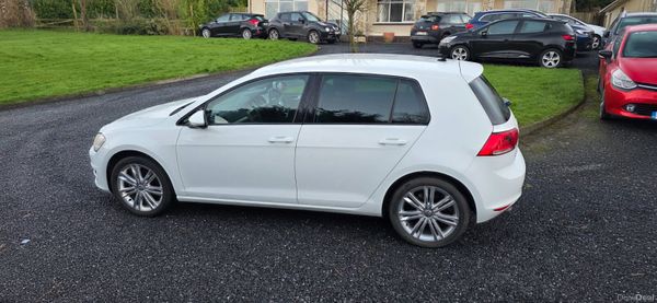 2016 (162) Vw golf 1.2 automatic. 380438511