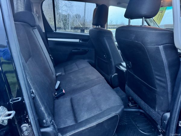 211 Toyota Hilux Invincible Bargain***** 380557543