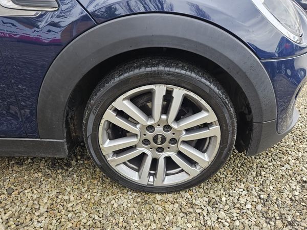 Mini Cooper Seven 2017 Hatchback NCT 09/27 380586255