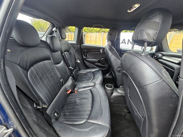 Mini Cooper Seven 2017 Hatchback NCT 09/27 380586277