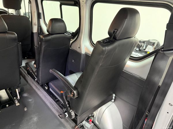 2021 RENAULT TRAFIC WHEEL CHAIR BUS. 8 SEATER 380501343