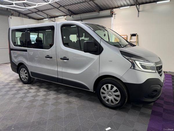 2021 RENAULT TRAFIC WHEEL CHAIR BUS. 8 SEATER 380501333