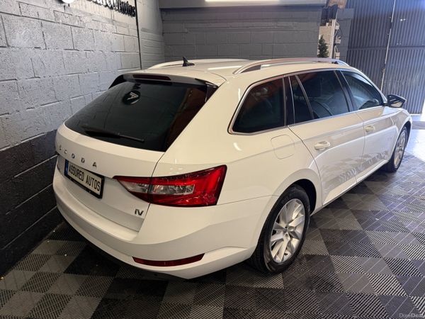 221 Skoda Superb 1.4 TSI PHEV SE Exe DSG Estate 380511039