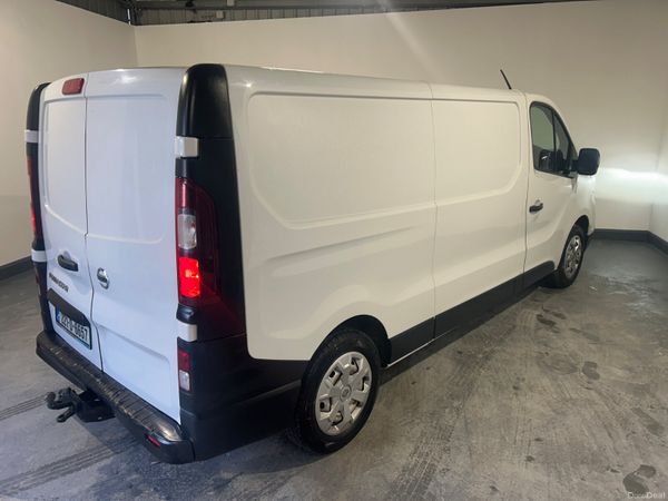 Nissan Primastar 2022 380519131