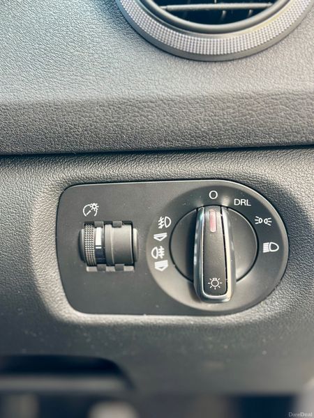 Audi A3 S-Line Automatic 1.4TFSI Heated Seats Petr 380520363