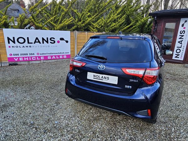 2017 Toyota Vitz Jewela Hybrid Automatic 380537979