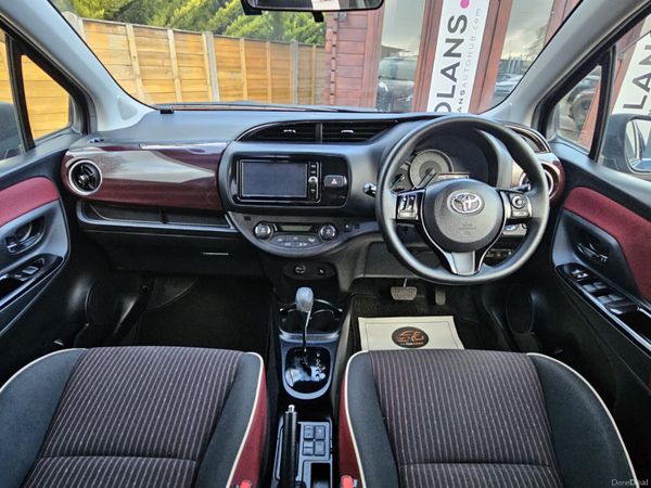 2017 Toyota Vitz Jewela Hybrid Automatic 380537995