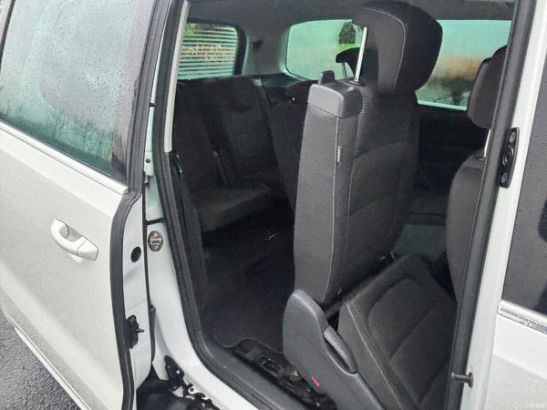 Volkswagen Sharan 2016 380653871