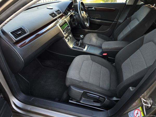 131 VW PASSAT 1.6TDI BLUEMOTION 380663509