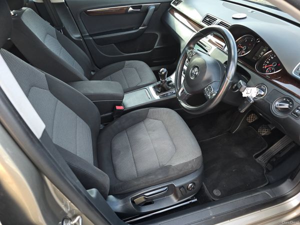 131 VW PASSAT 1.6TDI BLUEMOTION 380663511