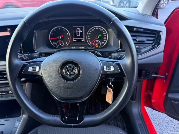 Volkswagen Polo 2018 380692587