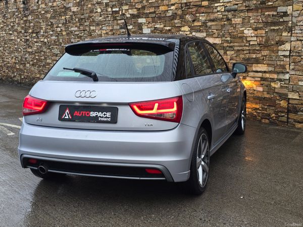 152 Audi A1 1.6 TDI SPORT 380622013