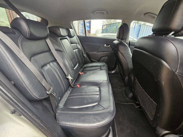 Kia Sportage 2015 Platinum Model 1.7 Diesel 380757251