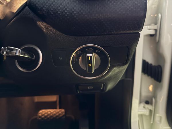 2013 Mercedes-Benz A-Class Automatic 380758651