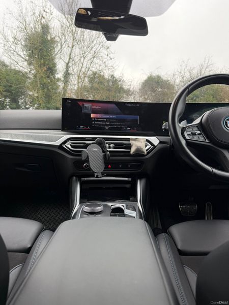 23 BMW 330E M-Sport M-Performance 380764773