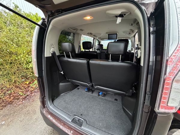 Nissan Serena 8 Seater HighwayStar 380777555