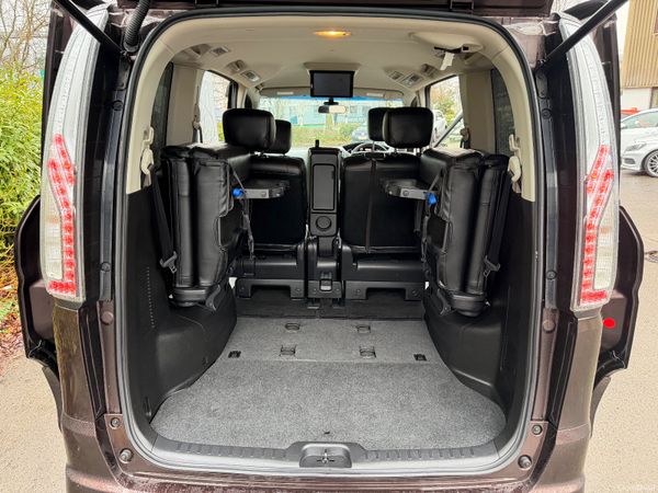 Nissan Serena 8 Seater HighwayStar 380777559