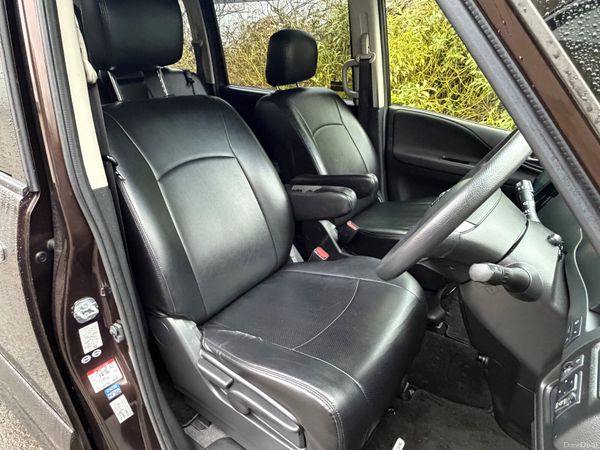 Nissan Serena 8 Seater HighwayStar 380777523