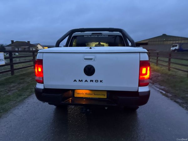 151 Volkswagen Amarok Highline 180bhp black Ed 380783549
