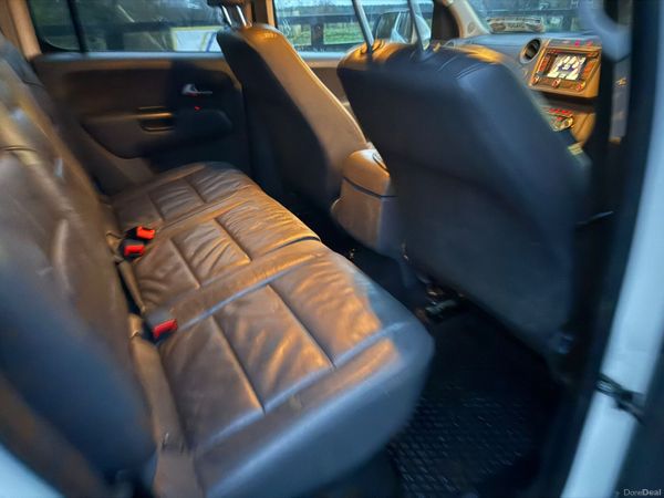 151 Volkswagen Amarok Highline 180bhp black Ed 380783569