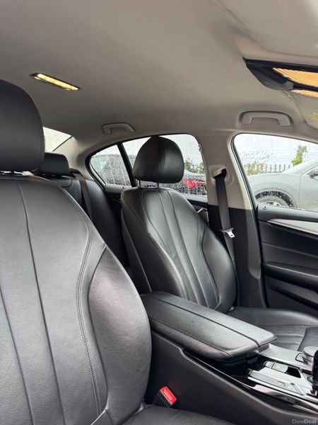 BMW 5-Series 2017 530e plugin hybrid 380784975