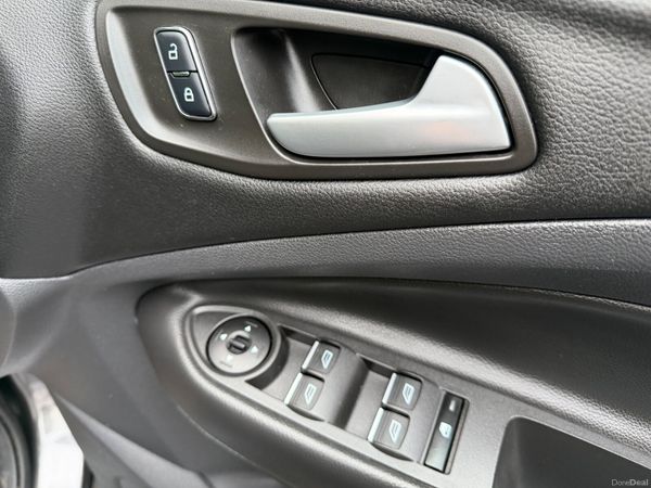 Kuga 2015 ZETEC 2.0 Tdci NEW NCT 03-27 380786075