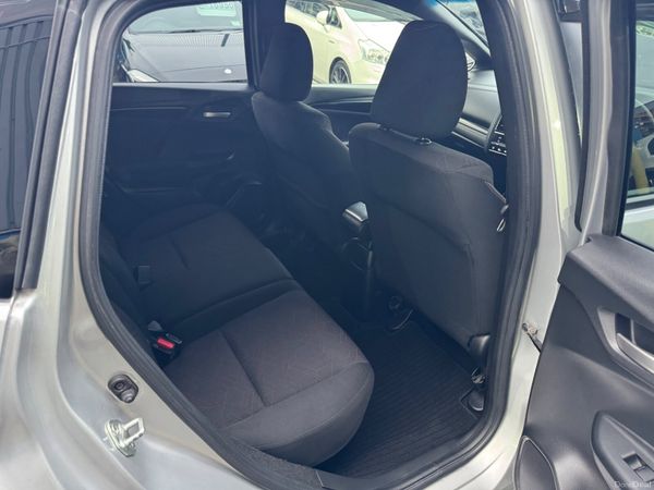 2014 Honda Fit  Hybrid Automatic 380795029