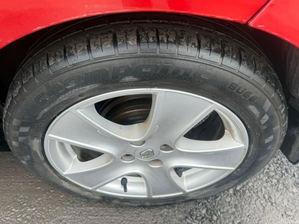 161 Renault Clio  1.2 380727773