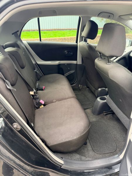 Toyota Yaris 2006 380728361