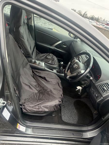 Toyota Avensis 2013 380855301